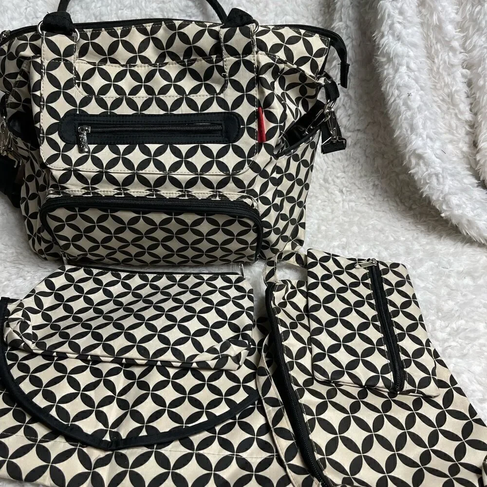 Soho Grand Central diaper bag set beige and black Nylon